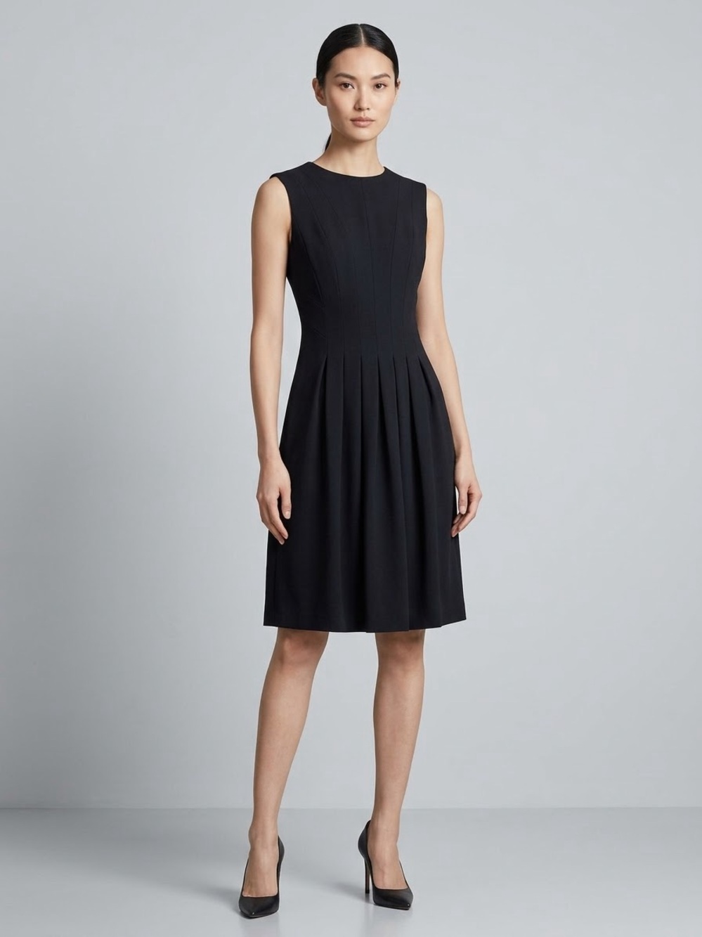Lauren Ralph Lauren Size 4 Sleeveless Knee Length Pleated A-Line Black Dress
